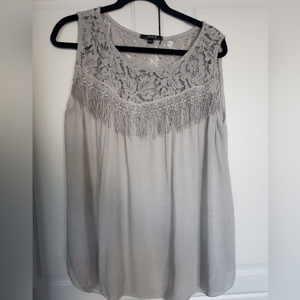 CHARLIE B Gray Floral Lace Tank Top